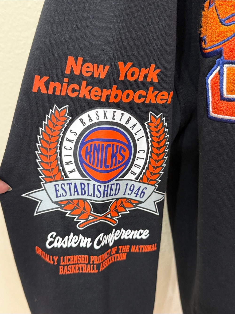Ultra Game Men's New York Knicks Black Campus Pullover Hoodie Size Large - Picture 13 of 15